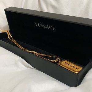 VERSACE MEN GOLD NECKLACE